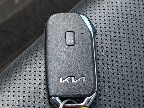 Used 2023 Kia K5 GT FWD image 32