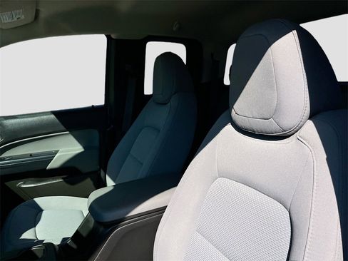 Used 2022 GMC Canyon Elevation Standard w/ Convenience Package image 17