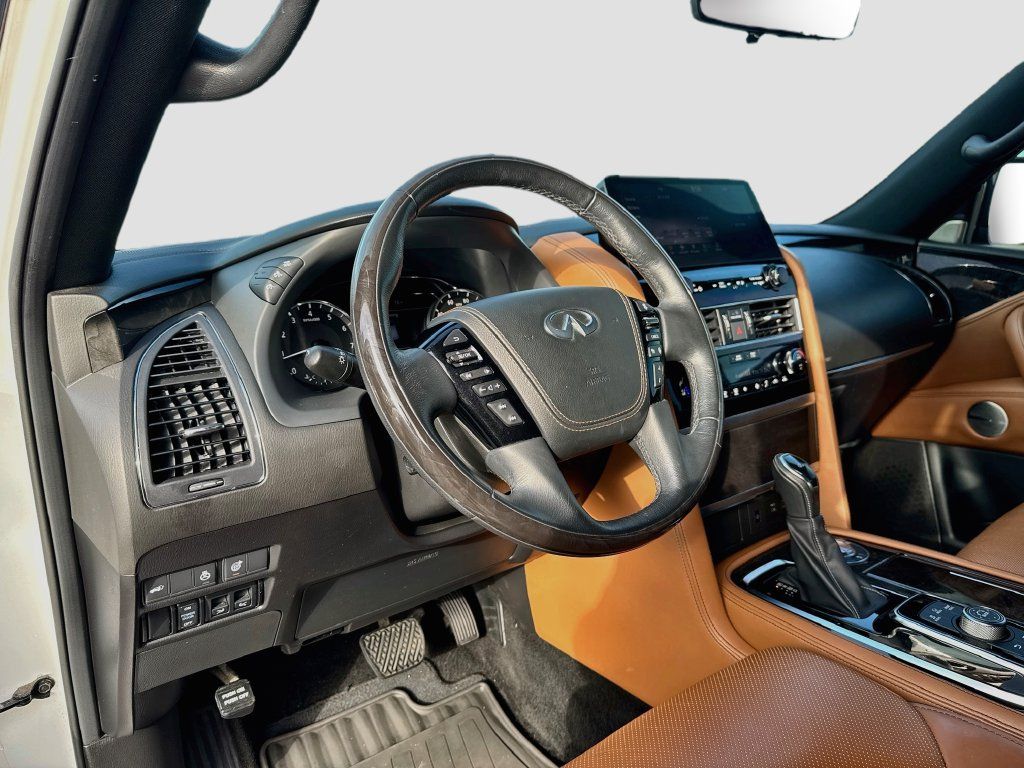 Used 2022 INFINITI QX80 Sensory w/ All-Season Package RWD image 9
