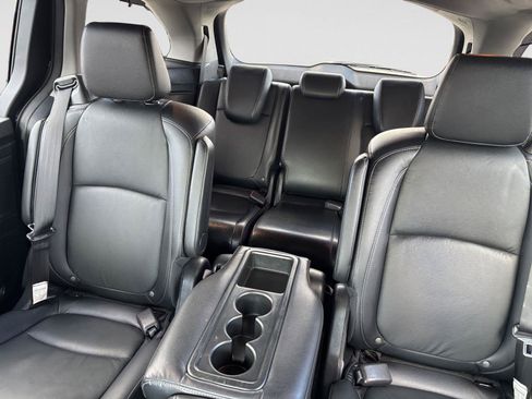 Used 2021 Honda Odyssey Touring image 14
