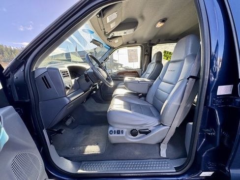 Used 2002 Ford F350 Lariat image 10