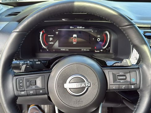 Certified 2022 Nissan Pathfinder Platinum w/ Cargo Package image 9