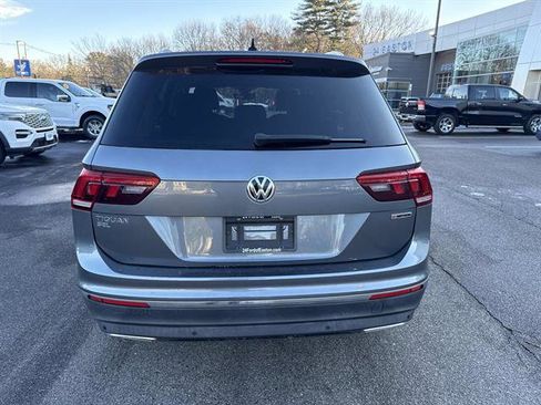 Used 2020 Volkswagen Tiguan SEL w/ 3rd Row Seat Package image 4