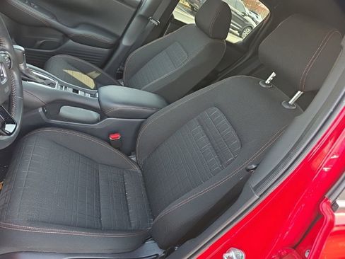 Used 2025 Honda HR-V Sport image 10