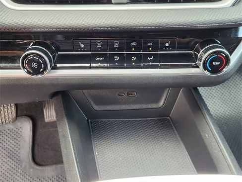 Used 2026 Chevrolet Equinox LT image 18