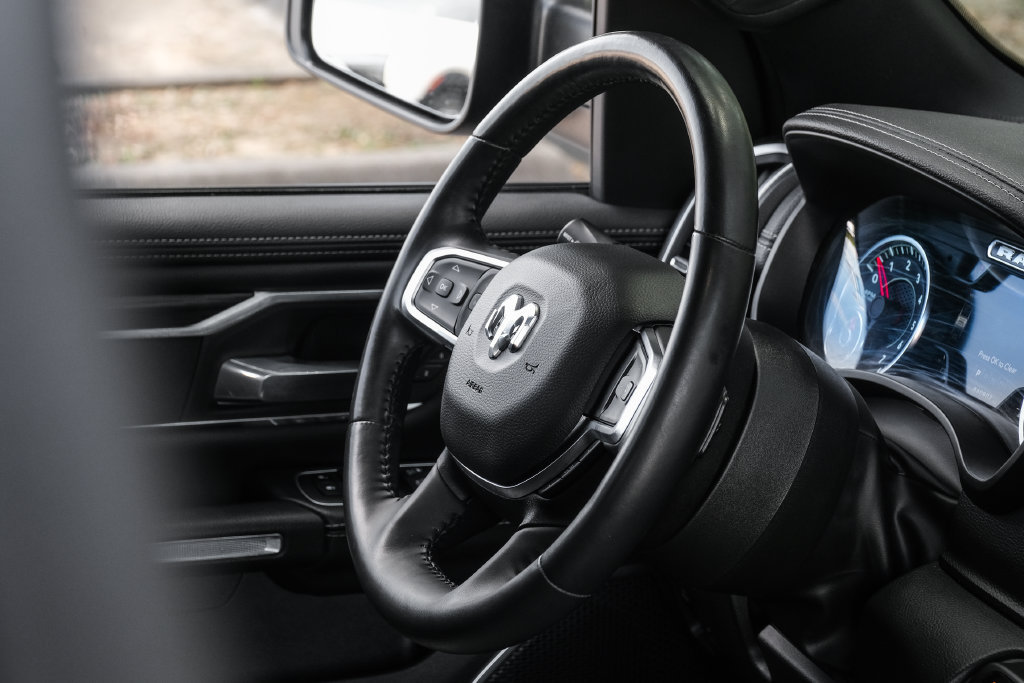 Used 2023 RAM 1500 Laramie AWD/4WD image 24
