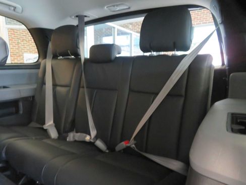 Used 2019 Toyota Sequoia SR5 AWD/4WD image 20