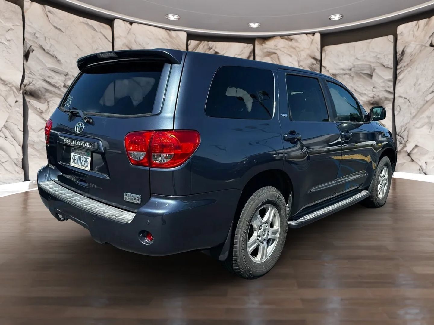 Used 2008 Toyota Sequoia SR5 RWD image 9