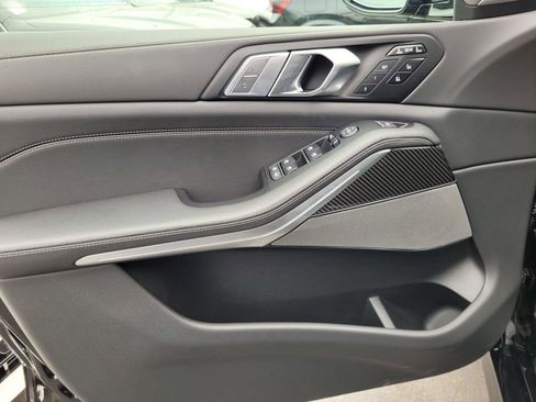 New 2026 BMW X7 M60i AWD/4WD image 17