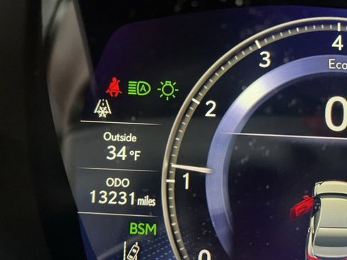 Used 2019 Lexus LS 500 AWD image 11