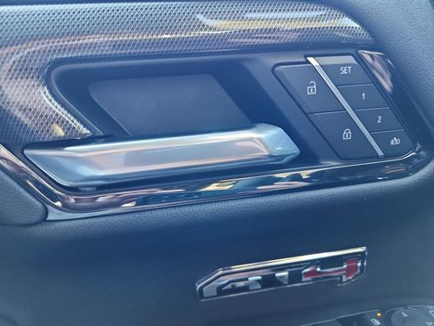 New 2026 GMC Sierra 1500 AT4 w/ AT4 Premium Package AWD/4WD image 22