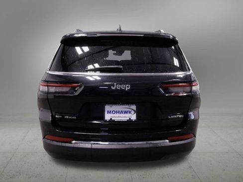 Used 2022 Jeep Grand Cherokee L Limited image 4