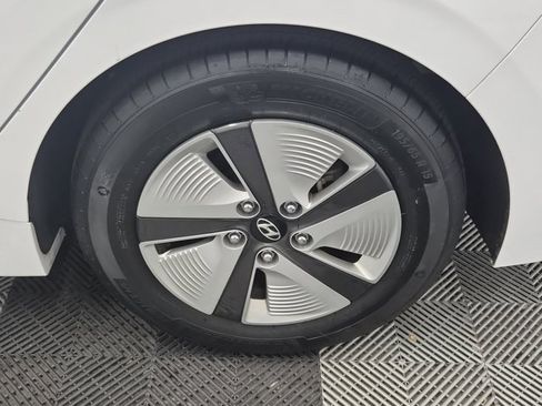 Used 2020 Hyundai Ioniq Blue image 8