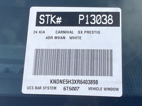 Used 2024 Kia Carnival SX Prestige FWD image 33