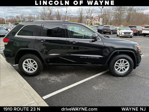 Used 2020 Jeep Grand Cherokee Laredo image 8