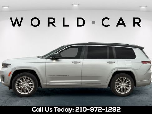Used 2021 Jeep Grand Cherokee L Summit w/ Luxury Tech Group V AWD/4WD image 14
