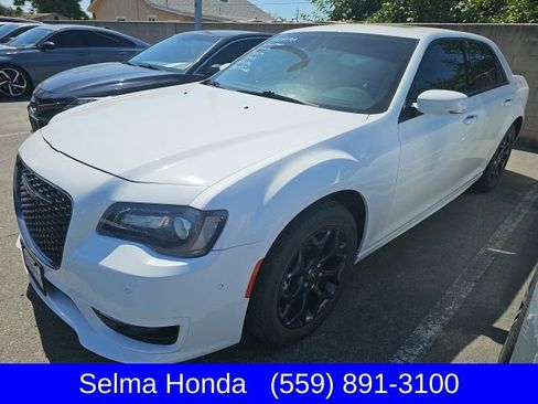 Used 2022 Chrysler 300 Touring L w/ Popular Equipment Group AWD/4WD image 1