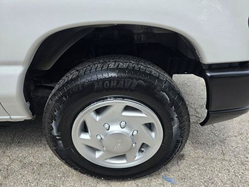 Used 2012 Ford E-150 and Econoline 150 RWD image 18