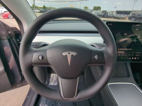 Used 2023 Tesla Model Y Performance AWD/4WD image 20