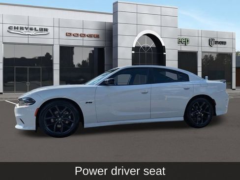 Used 2023 Dodge Charger R/T w/ Blacktop Package image 7