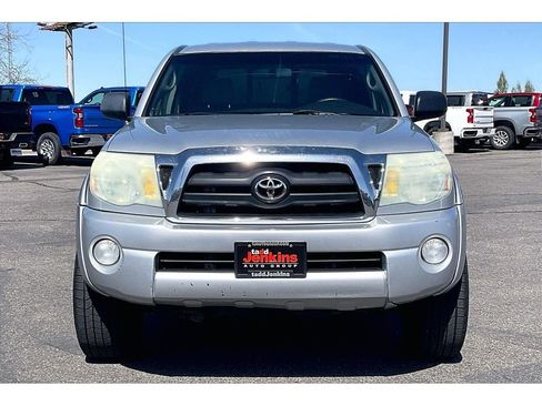 Used 2006 Toyota Tacoma 4x4 Access Cab V6 image 3