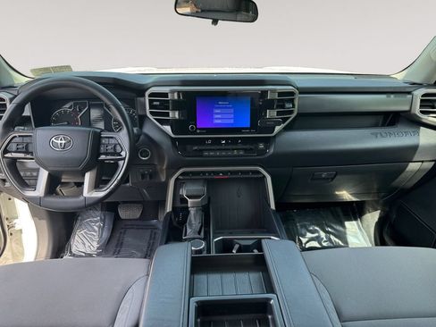 Used 2024 Toyota Tundra SR5 AWD/4WD image 10