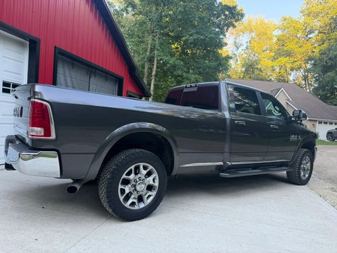 Used 2018 RAM 2500 Limited AWD/4WD image 8