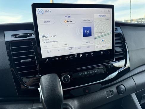 Used 2024 Ford Transit 350 XLT image 16