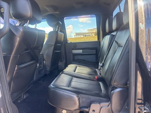 Used 2015 Ford F250 Lariat w/ Chrome Package image 16
