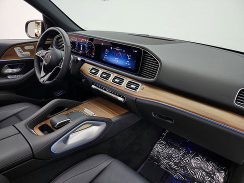 Certified 2024 Mercedes-Benz GLE 350 4MATIC image 20