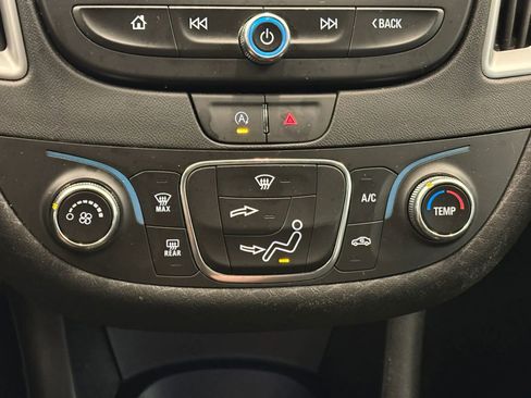 Used 2024 Chevrolet Malibu RS FWD image 41