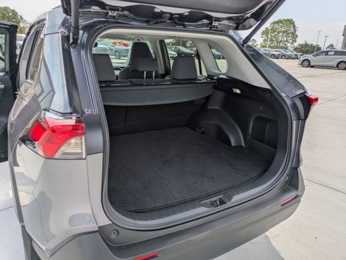 Certified 2024 Toyota RAV4 XLE image 15
