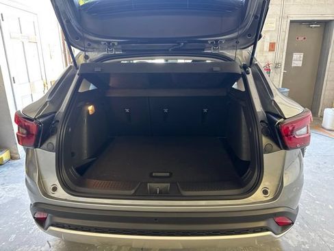 New 2026 Chevrolet Trax LT w/ Driver Confidence Package FWD image 26