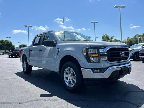 Used 2023 Ford F150 XLT AWD/4WD image 4