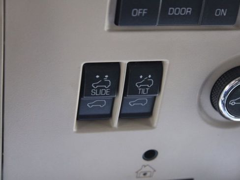 Used 2017 Chevrolet Tahoe Premier image 33