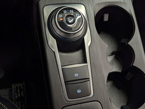 Used 2022 Ford Escape Titanium image 13