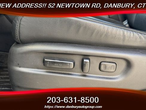 Used 2019 Honda Pilot Touring image 13