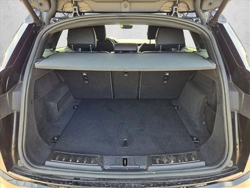 Used 2023 Land Rover Range Rover Evoque R-Dynamic S image 4