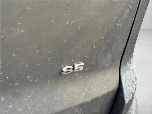 Used 2020 Ford EcoSport SE w/ SE Convenience Package image 11