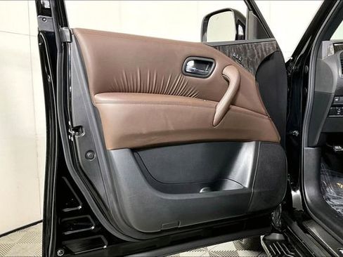 Used 2024 Nissan Armada Platinum w/ Cargo Package image 23