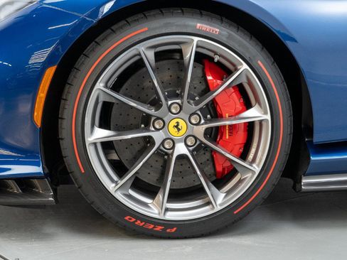 Certified 2022 Ferrari 812 Competizione image 14