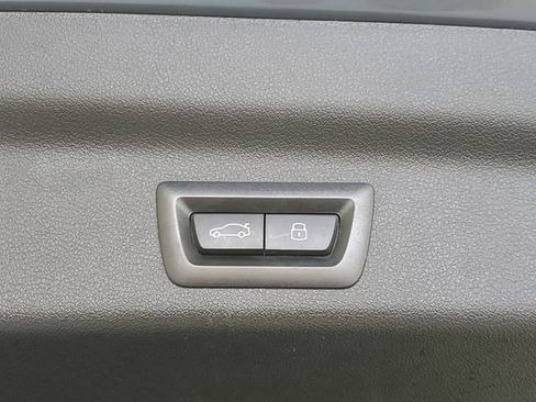 Used 2023 BMW X1 xDrive28i w/ M Sport Package image 12