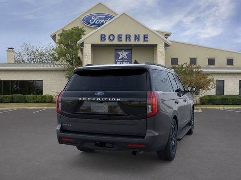 New 2025 Ford Expedition Active RWD image 8