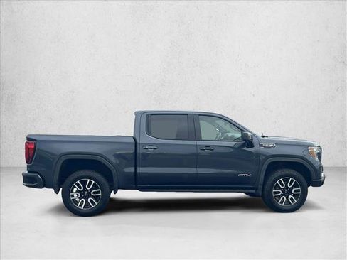 Used 2021 GMC Sierra 1500 AT4 w/ AT4 Value Package AWD/4WD image 4