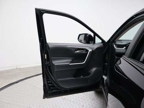 Certified 2025 Toyota RAV4 XLE image 16