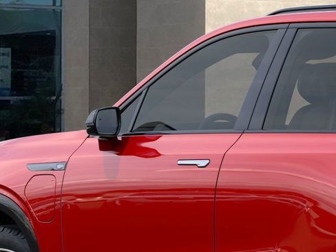 New 2026 Cadillac Vistiq Sport image 12