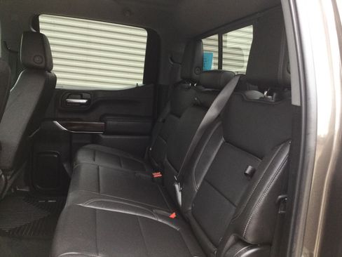 Used 2019 GMC Sierra 1500 SLT w/ SLT Premium Plus Package image 6