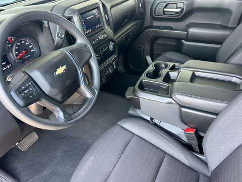 Used 2025 Chevrolet Silverado 1500 Custom RWD image 10