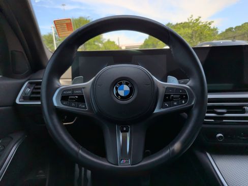 Used 2023 BMW 330i Sedan w/ M Sport Package RWD image 20