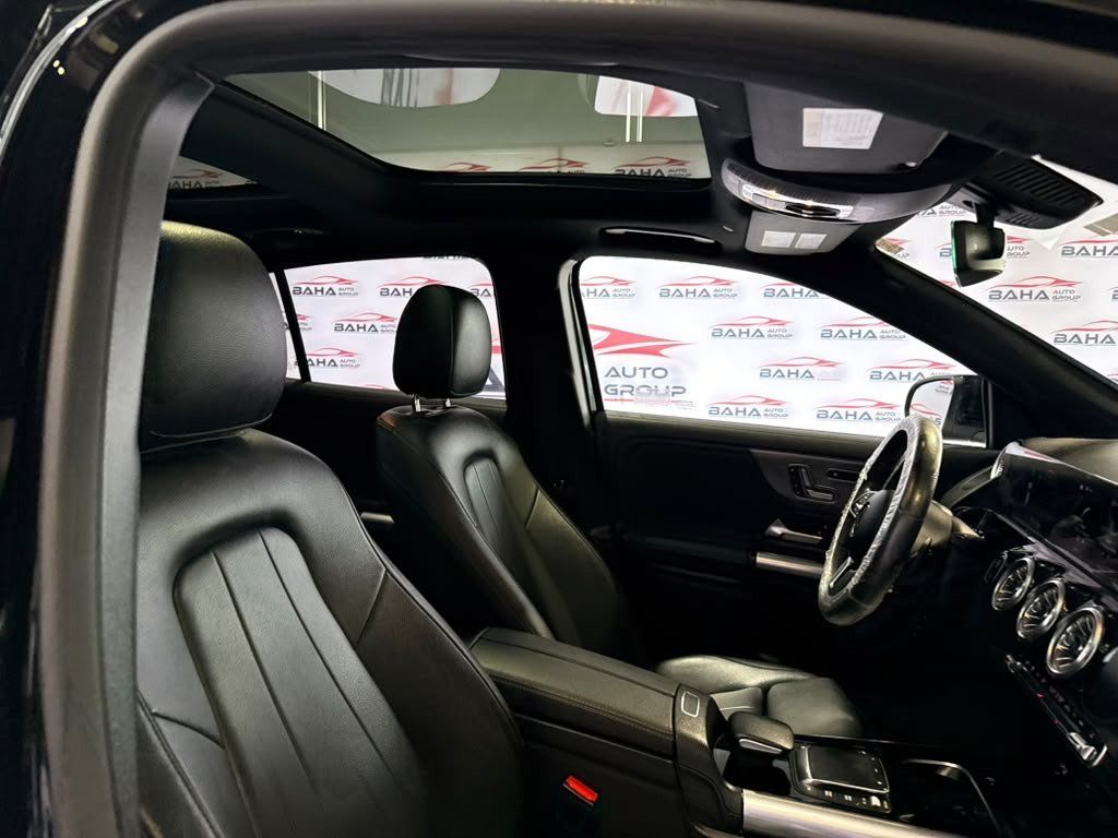 Used 2023 Mercedes-Benz GLA 250 4MATIC w/ Premium Package image 46